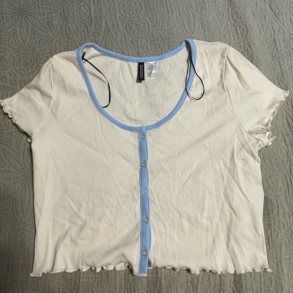 H&M cropped button shirt